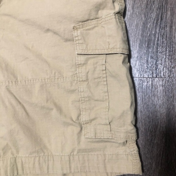 Nautica Men's Size 42 Tan Khaki Stretch Cargo Shorts - Picture 2 of 8